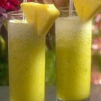 agua fresca z ananasa
