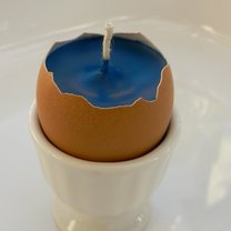Świecznik w jajku