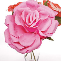 kwiat róży z papieru
