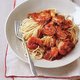 spaghetti z krewetkami i sosem marinara