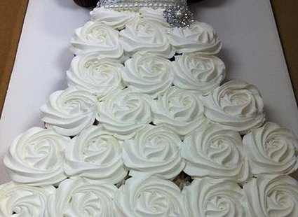 Tort suknia ślubna