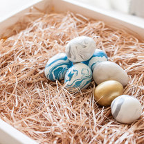 marmurkowe jajka z modeliny