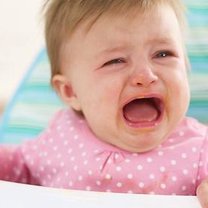niemowlę płacze