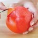 obieranie pomidora ze skóry