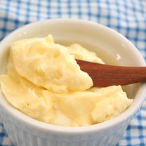 Image result for jak zrobić masło w domu